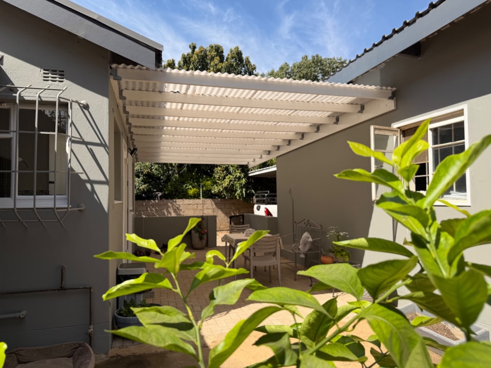 House for sale in Gaborone, Botswana - 3BO1750430 House for sale in Gaborone, Botswana - 3BO1750430