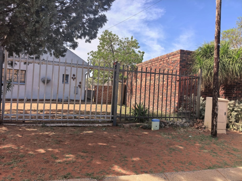 House for sale in Southridge, Kimberley - 1KJ1750436 House for sale in Southridge, Kimberley - 1KJ1750436