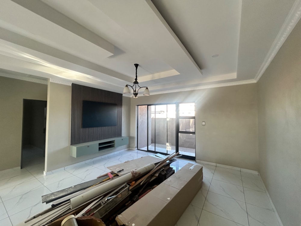 Townhouse to rent in Minerva Gardens - 1KJ1750455