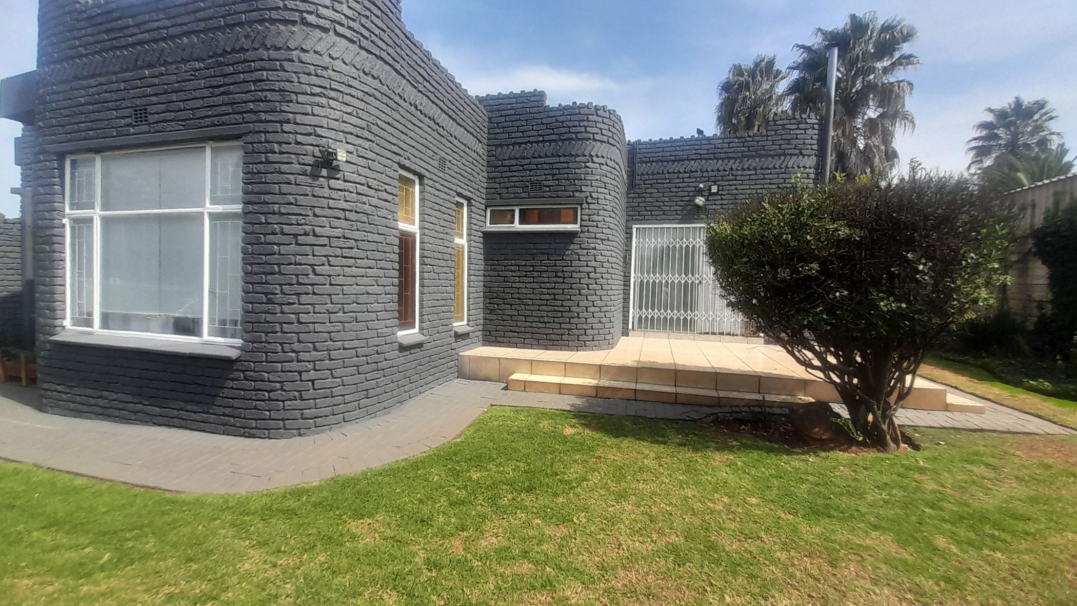 House for sale in Vanderbijlpark SE 2 - 1VT1750823