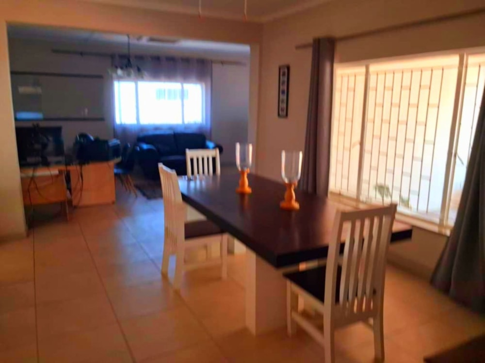 House for sale in Pioneers Park, Namibia - 3NM1750543 House for sale in Pioneers Park, Namibia - 3NM1750543