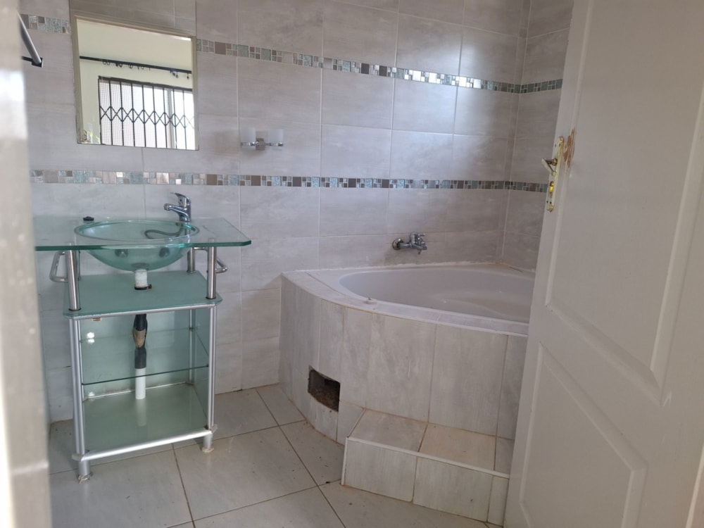 House to rent in Gaborone North, Botswana - 3BO1750559 House to rent in Gaborone North, Botswana - 3BO1750559