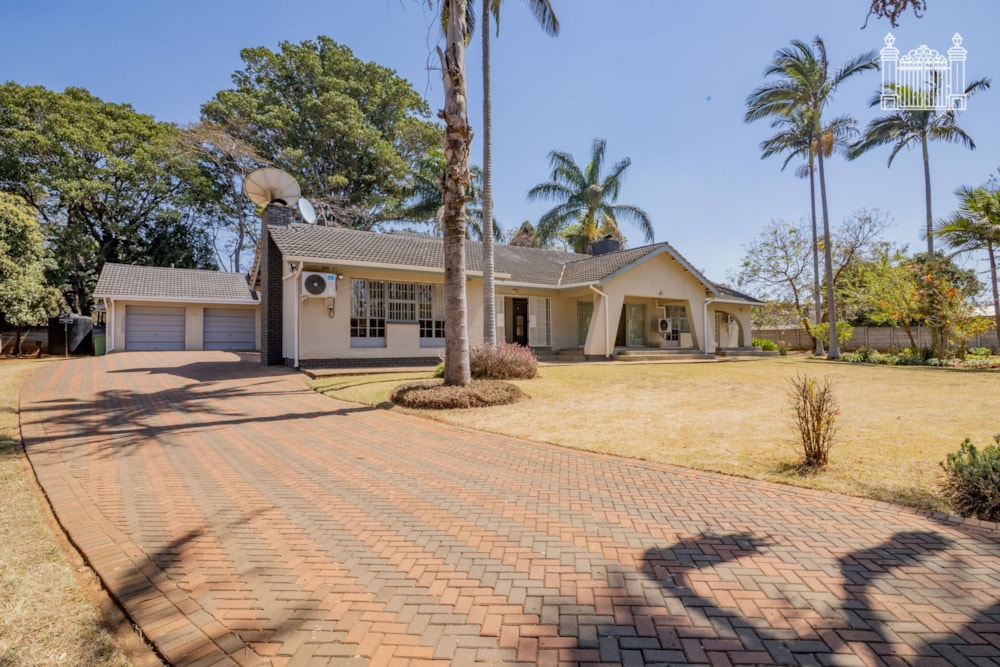 House for sale in Newlands, Zimbabwe - 3ZB1750620 House for sale in Newlands, Zimbabwe - 3ZB1750620