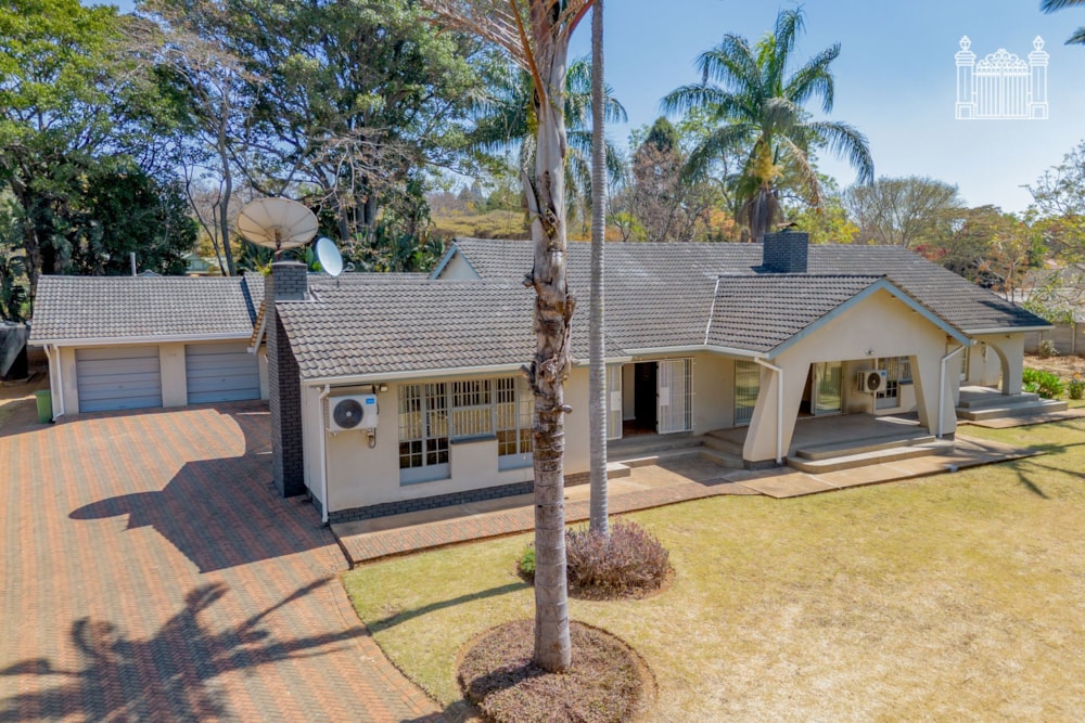 House for sale in Newlands, Zimbabwe - 3ZB1750620 House for sale in Newlands, Zimbabwe - 3ZB1750620