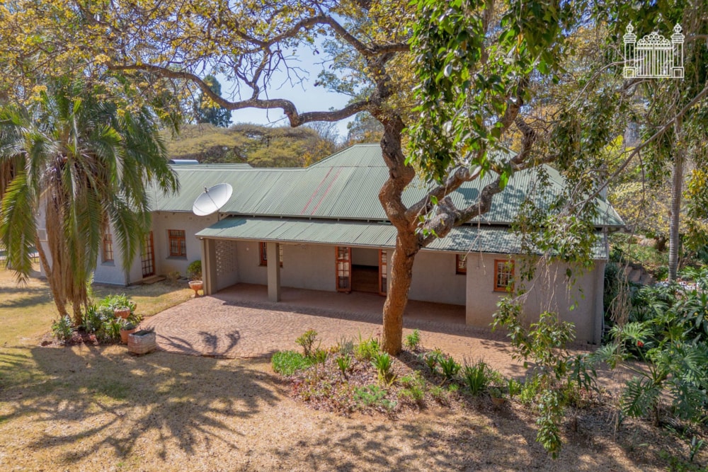 House for sale in Newlands, Zimbabwe - 3ZB1750626 House for sale in Newlands, Zimbabwe - 3ZB1750626