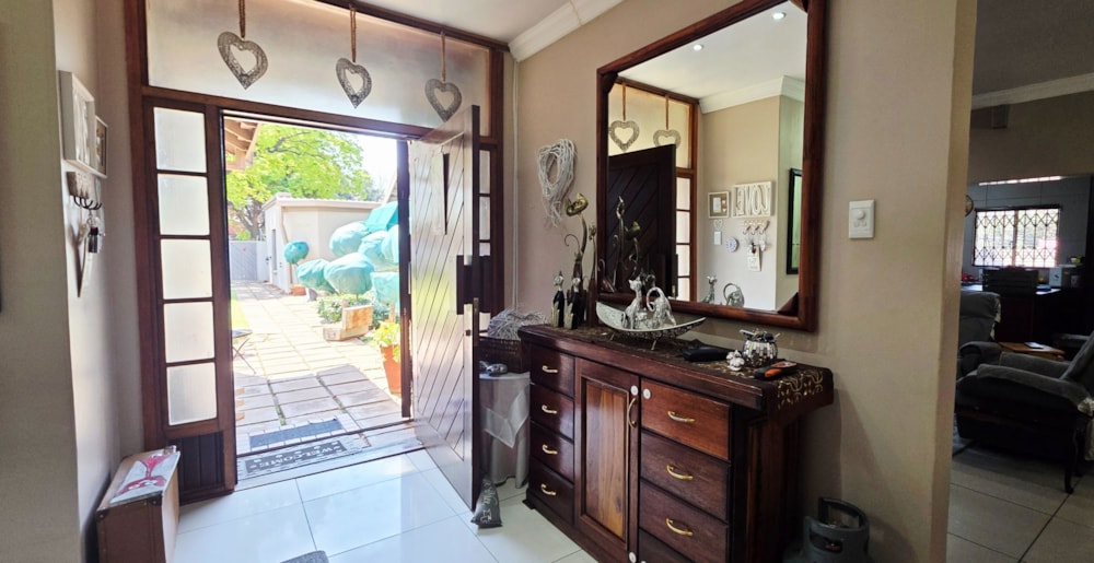 House for sale in Jan Cilliers Park - 1WM1750679 House for sale in Jan Cilliers Park - 1WM1750679