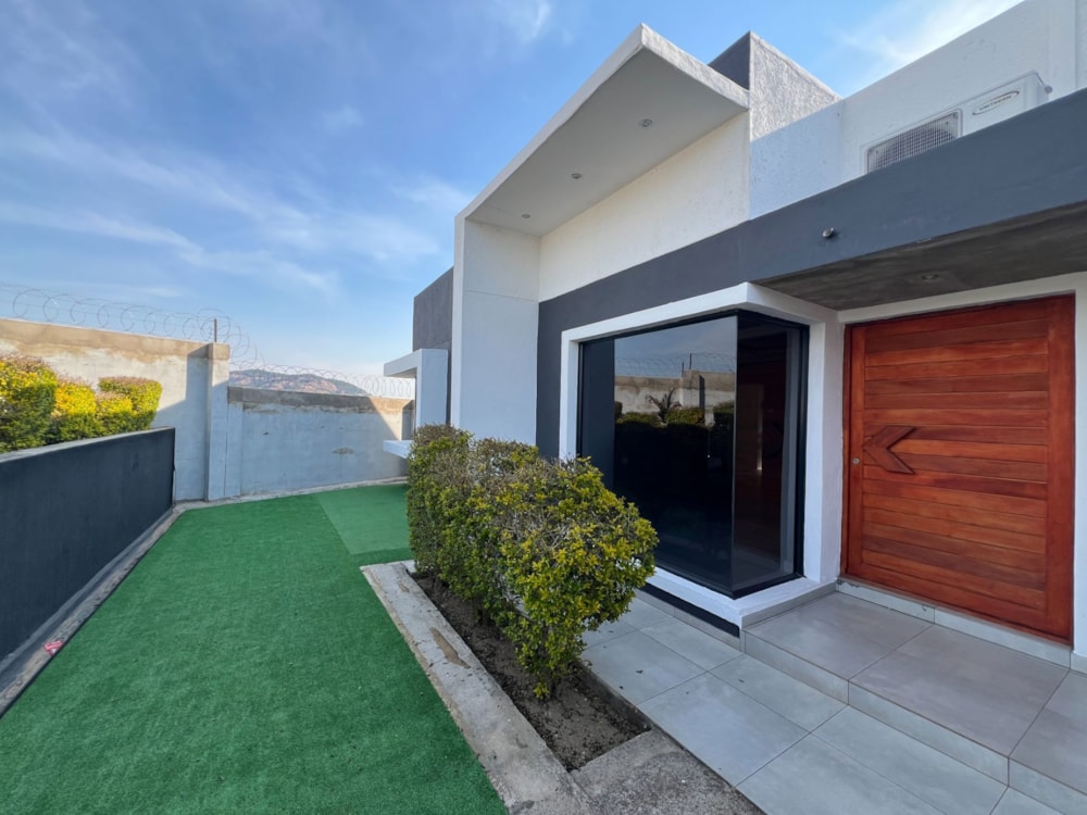 Semi-detached house for sale in Hhohho, Eswatini - 3ES1750791 Semi-detached house for sale in Hhohho, Eswatini - 3ES1750791