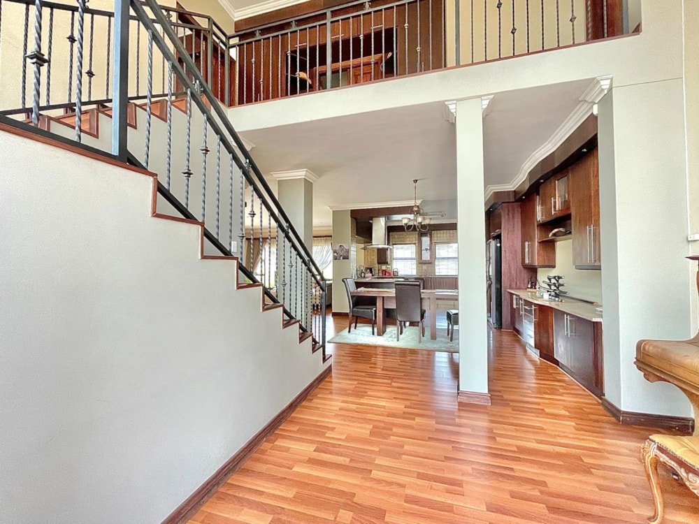 Townhouse for sale in  Vanderbijlpark SW 5 - 1VT1750830