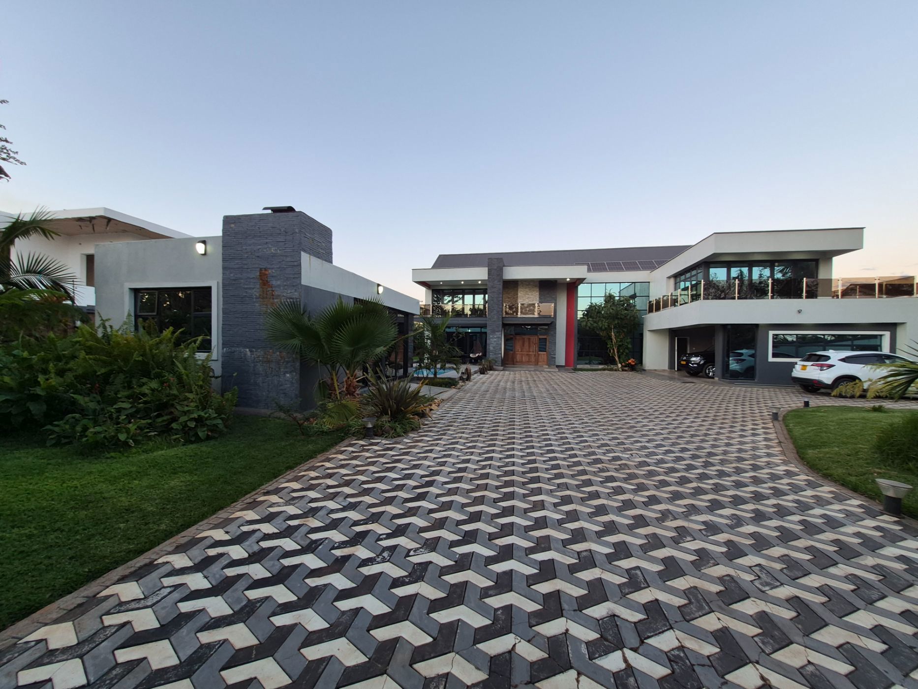 Double-storey house for sale in Mt Pleasant Heights, Zimbabwe - 3ZB1750888