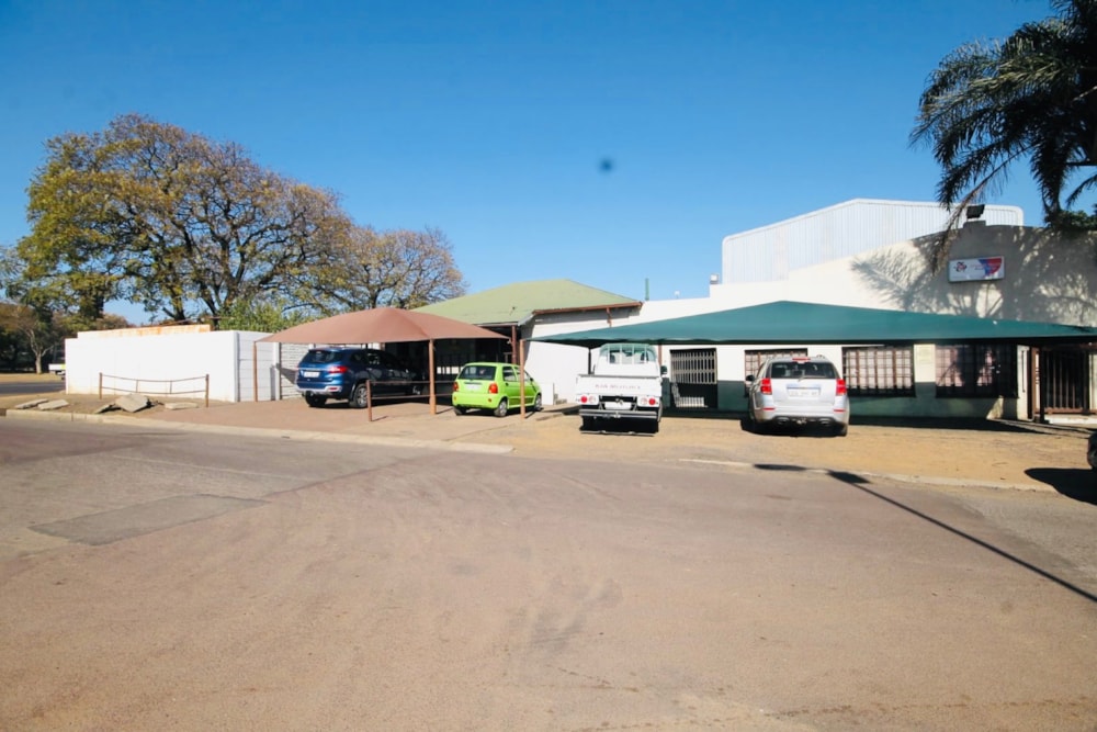 Commercial Building for sale in Witbank Central (eMalahleni Central) - 1WD1750758 Commercial Building for sale in Witbank Central (eMalahleni Central) - 1WD1750758