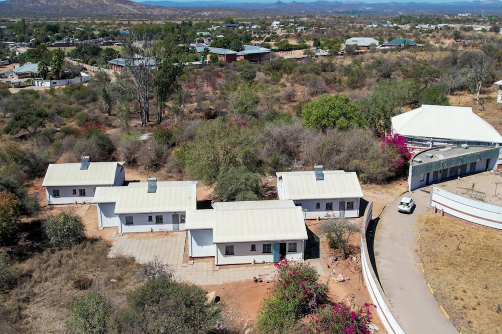 City hotel for sale in Beitbridge, Zimbabwe - 3ZB1750818 City hotel for sale in Beitbridge, Zimbabwe - 3ZB1750818