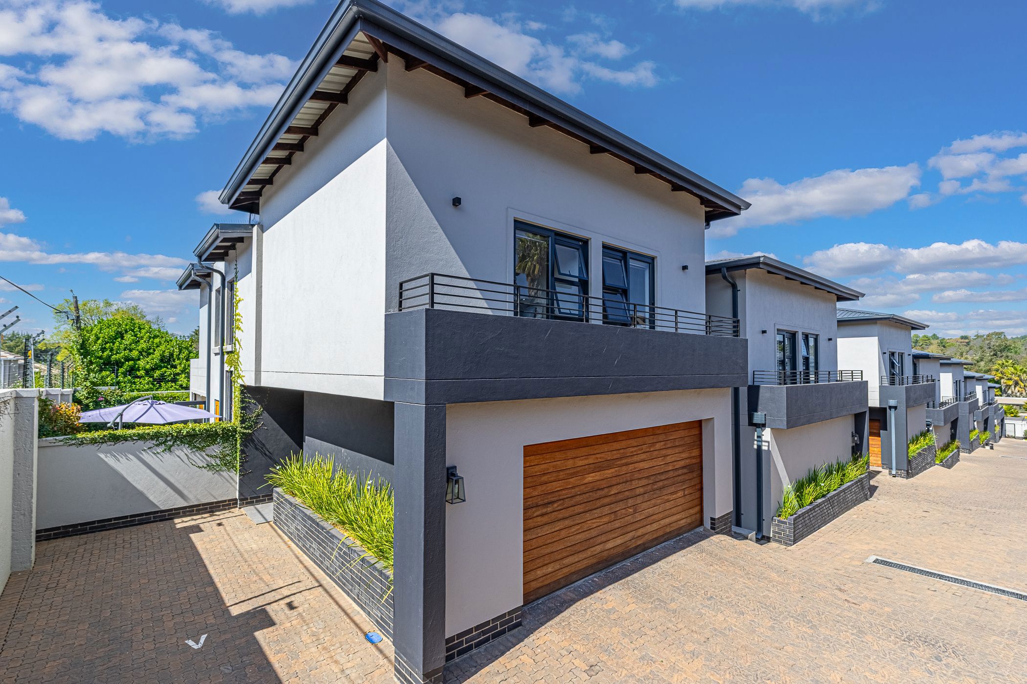 Townhouse for sale in Bryanston - HP1750883
