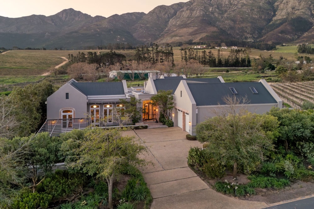 House for sale in Franschhoek - FWI1745022 House for sale in Franschhoek - FWI1745022