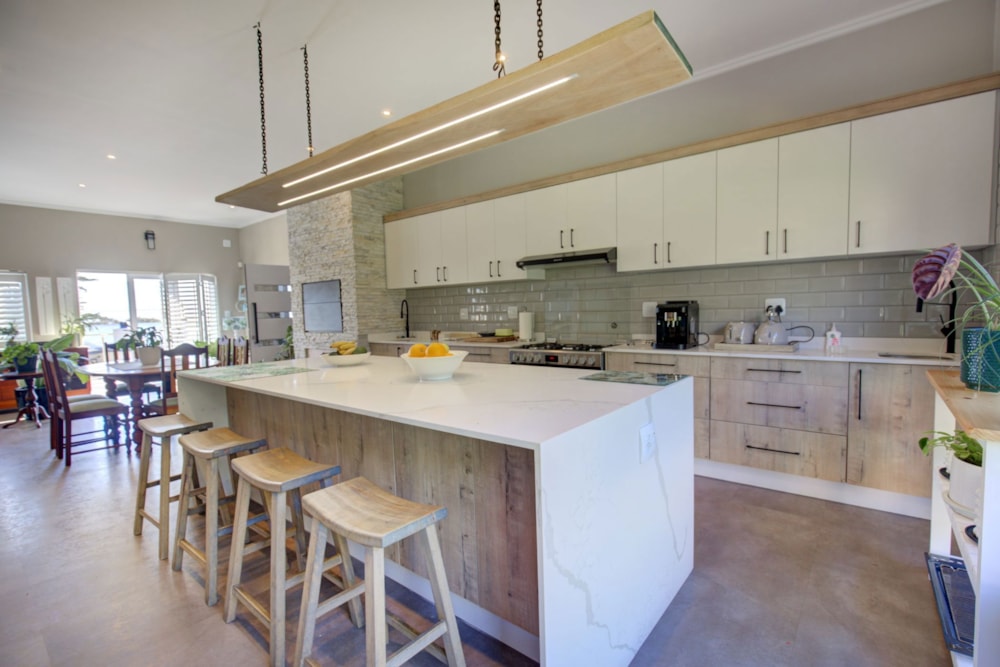 House for sale in Mossel Bay Central - 1MB1751432
