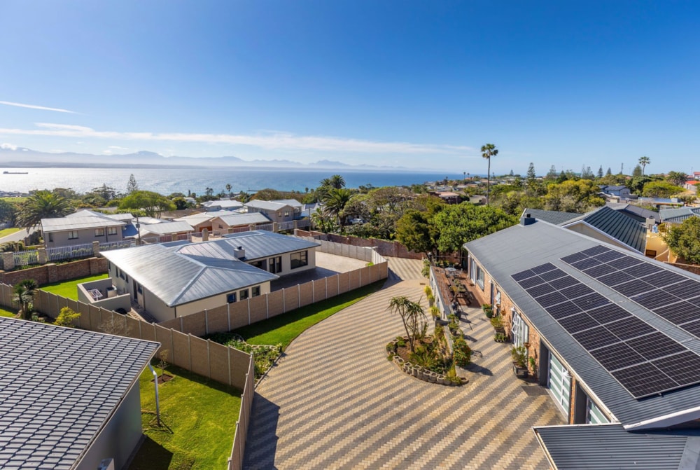 House for sale in Mossel Bay Central - 1MB1751432