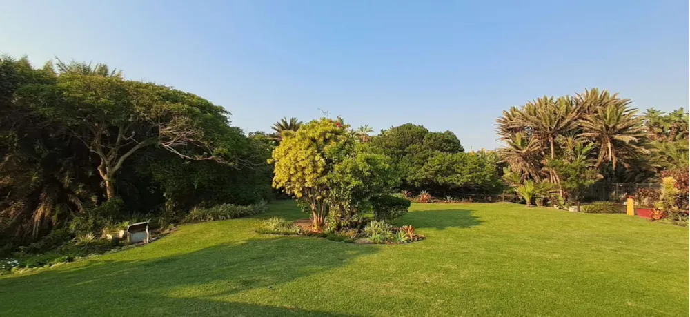 Security complex home for sale in Scottburgh - 1si1750808 Security complex home for sale in Scottburgh - 1si1750808