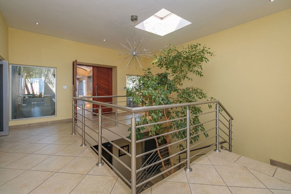 House for sale in Northcliff, Johannesburg - RAN1747929