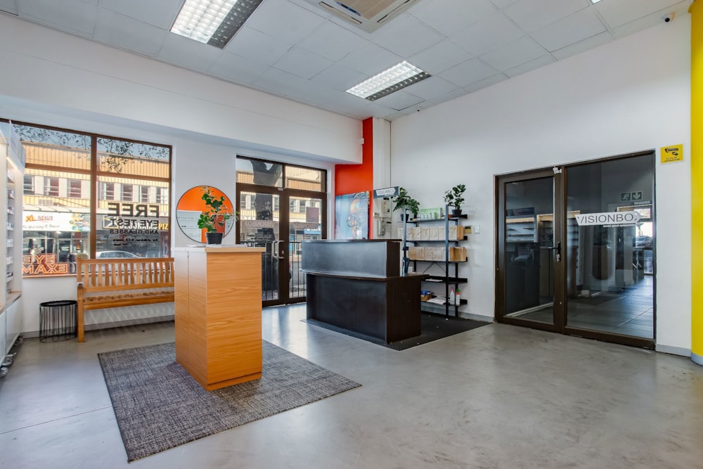 Commercial retail property for sale in Paarl - TK1750086