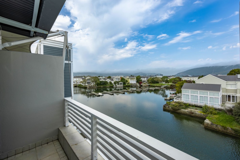 Double-storey apartment for sale in Thesen Islands - 1KG1750470 Double-storey apartment for sale in Thesen Islands - 1KG1750470
