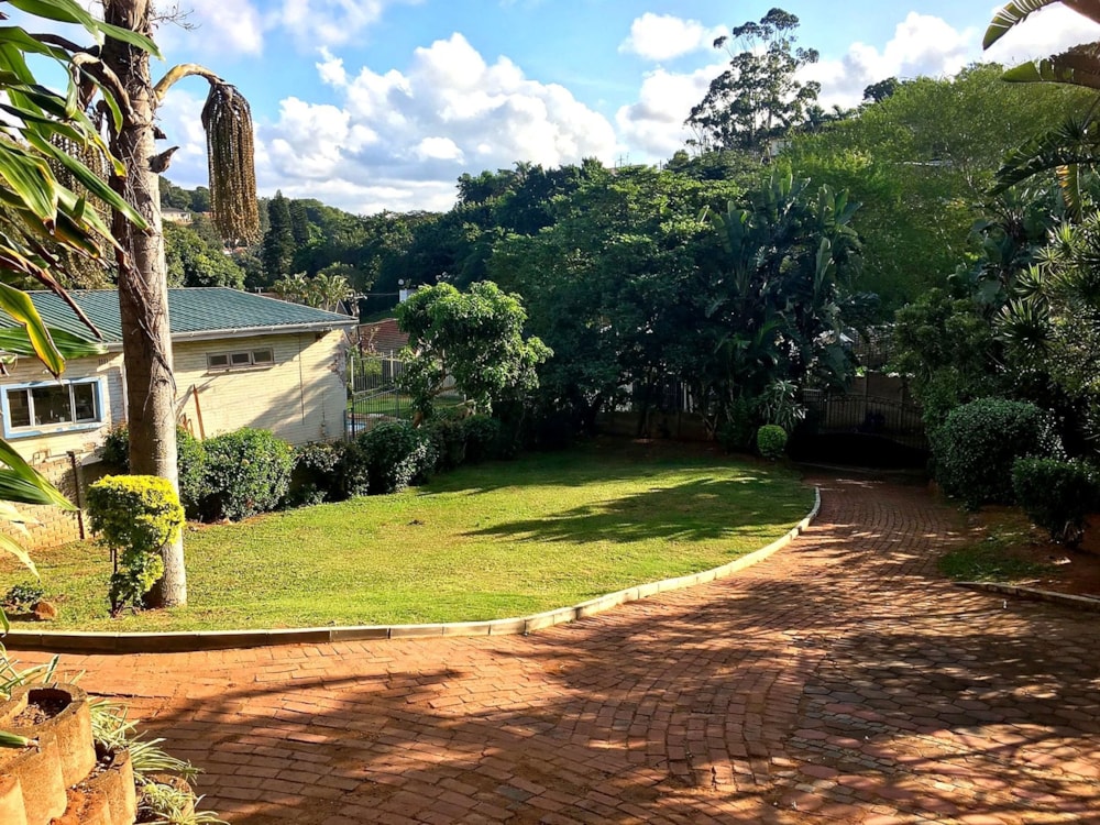 Single-storey house to rent in Durban North - 1ND1748083 Single-storey house to rent in Durban North - 1ND1748083