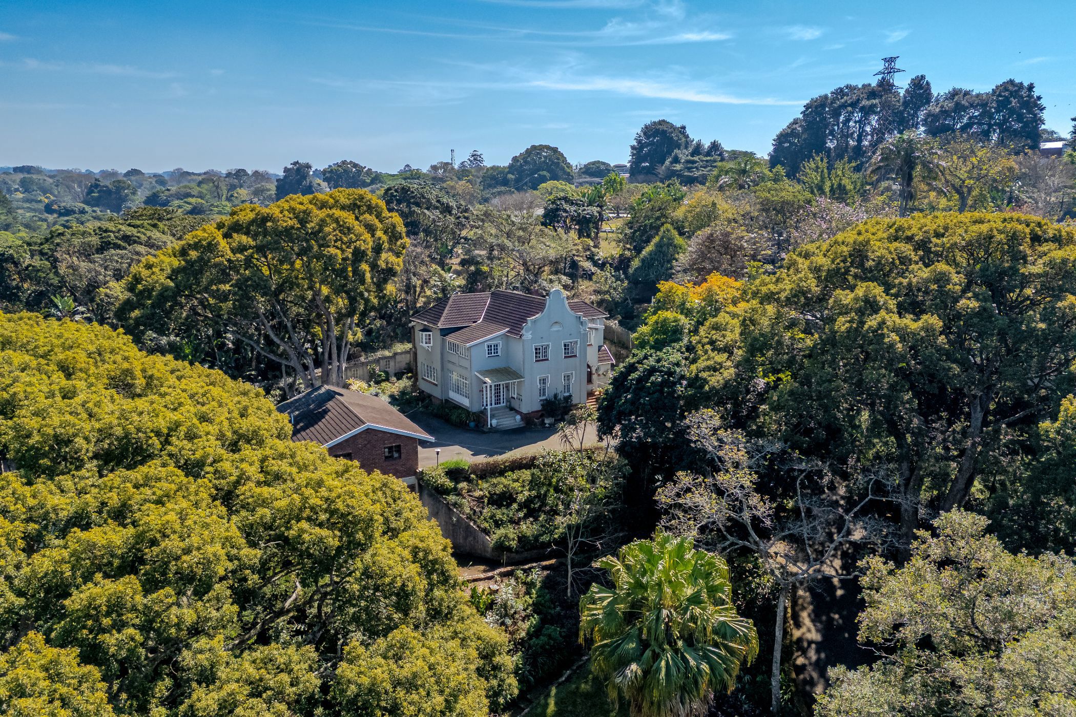 Security complex home for sale in Kloof - 1KF1748563