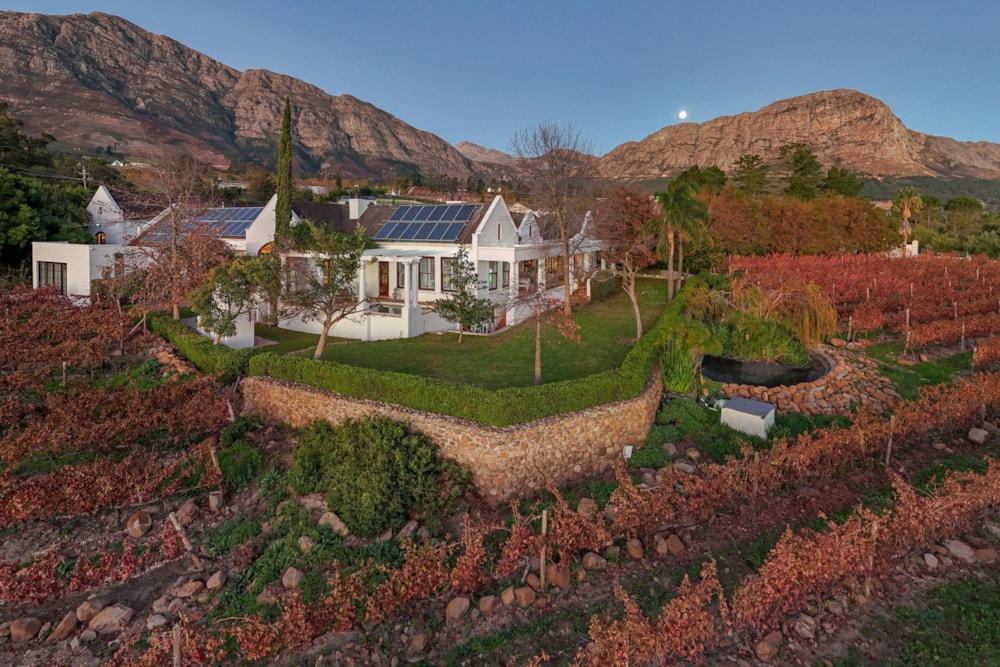Smallholding for sale in Franschhoek - FWI1739964 Smallholding for sale in Franschhoek - FWI1739964