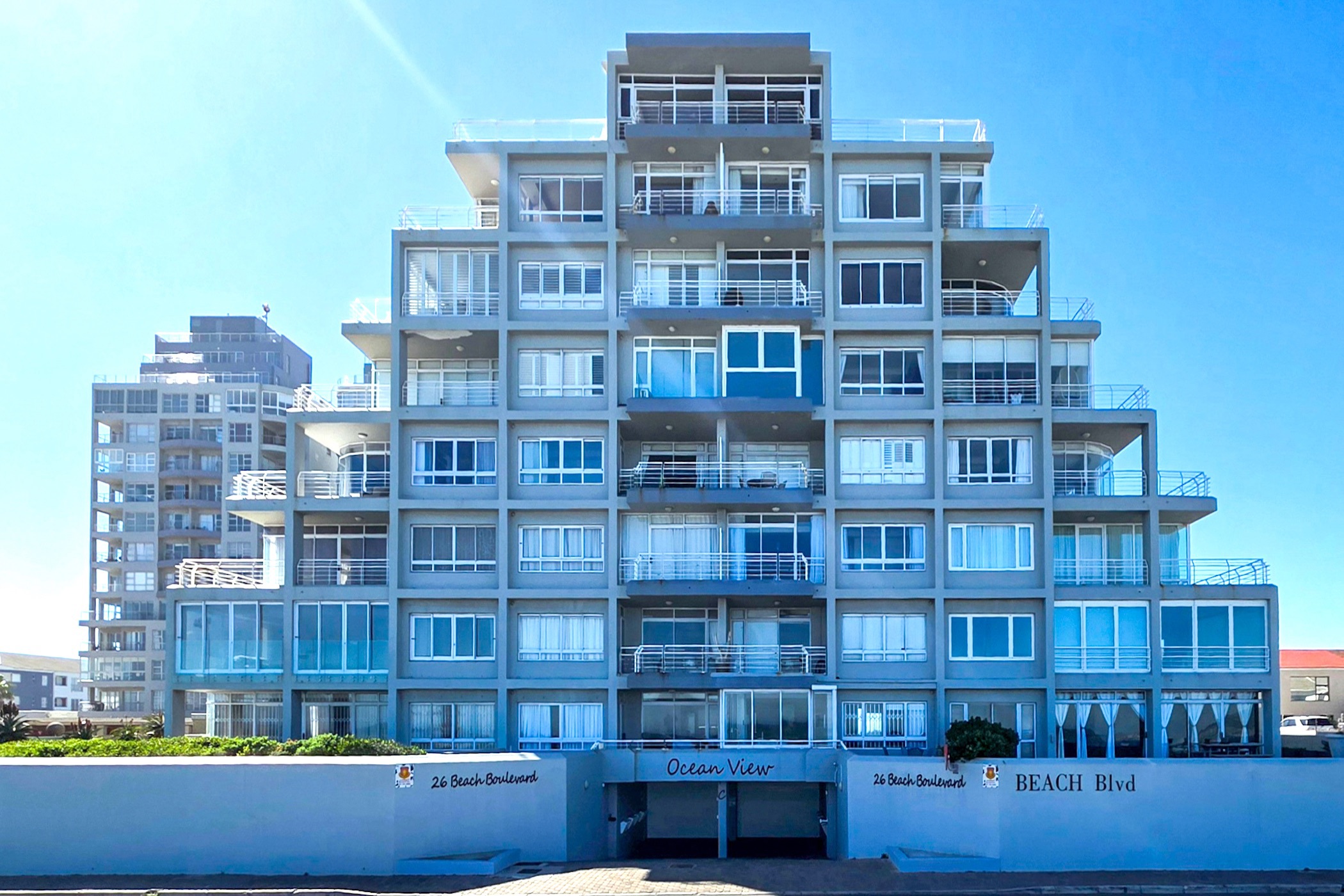 Apartment to rent in Blouberg - 1TV1750215