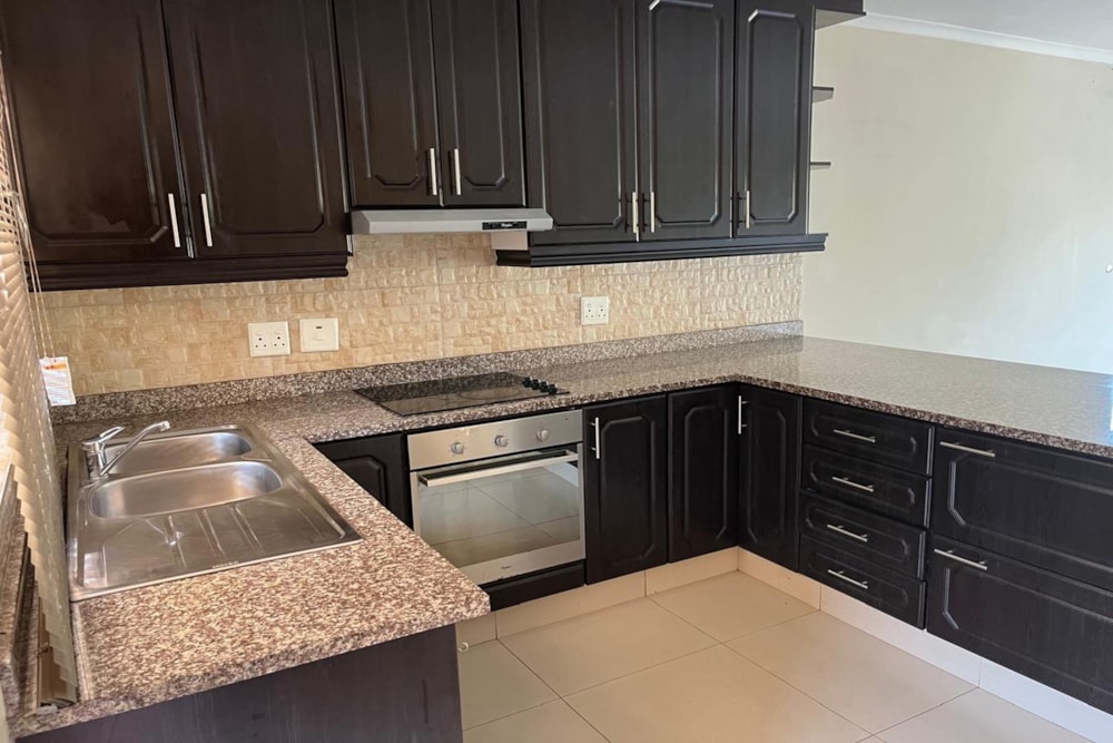 Townhouse to rent in Winklespruit - 1WB1745766
