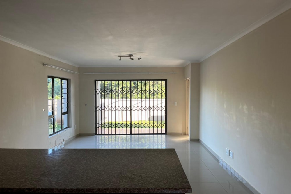 Townhouse to rent in Winklespruit - 1WB1745766