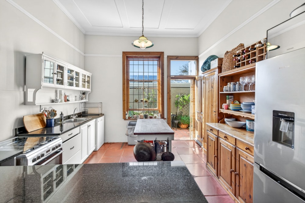 Cottage for sale in Rondebosch Park Estate - KW1749372