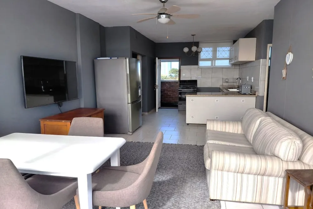 Apartment for sale in Amanzimtoti - 1WB1748031 Apartment for sale in Amanzimtoti - 1WB1748031