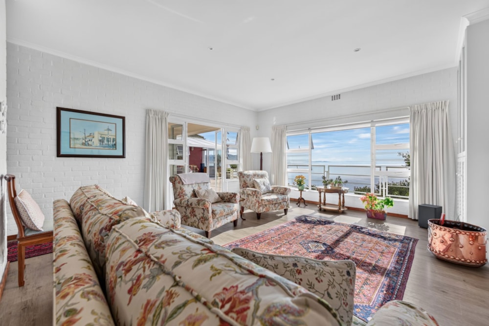 Double-storey house for sale in Murdock Valley, Simons Town - FH1747715 Double-storey house for sale in Murdock Valley, Simons Town - FH1747715