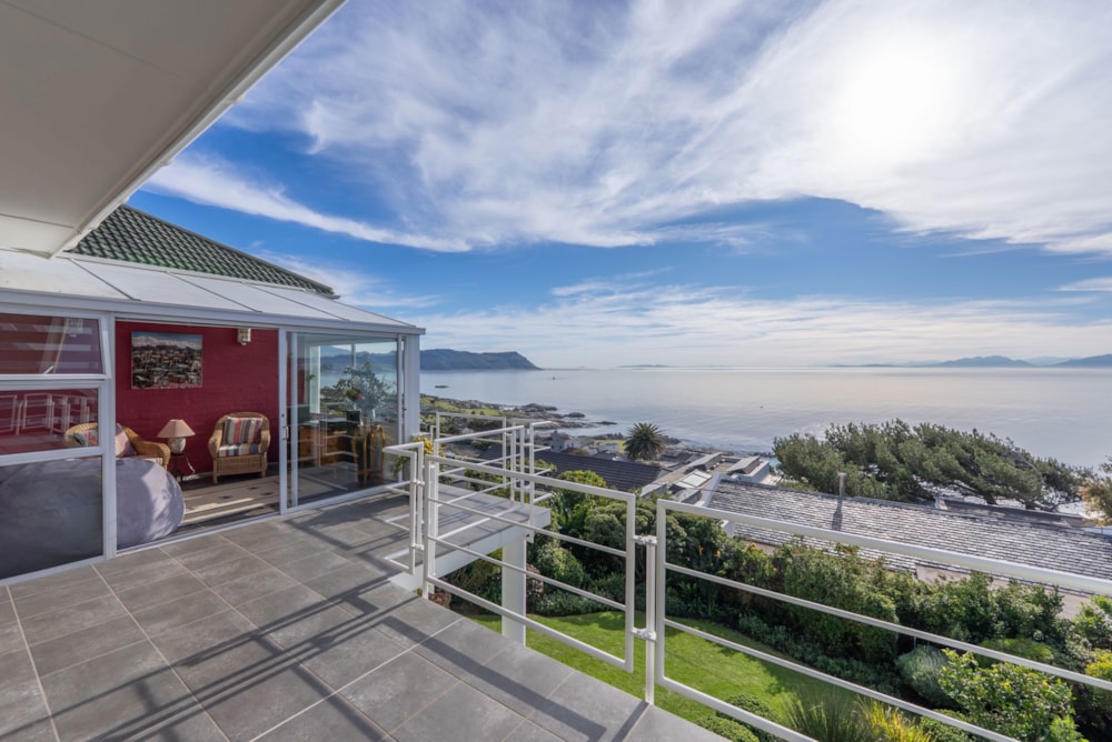 Double-storey house for sale in Murdock Valley, Simons Town - FH1747715