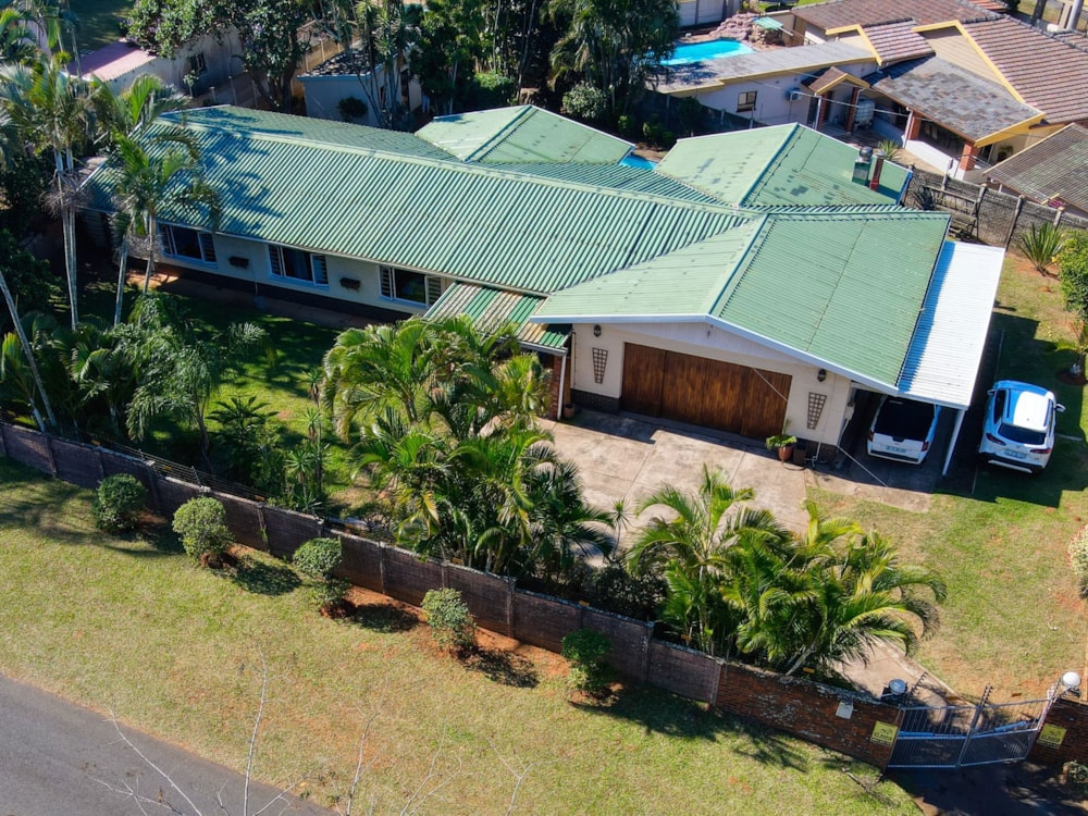 House for sale in Amanzimtoti - 1WB1748289