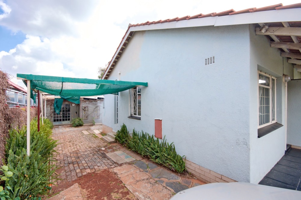 House for sale in Sophiatown - RAN1748619 House for sale in Sophiatown - RAN1748619