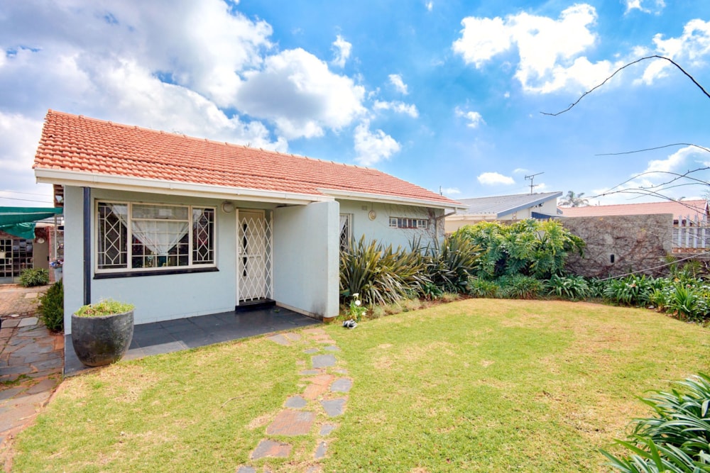 House for sale in Sophiatown - RAN1748619 House for sale in Sophiatown - RAN1748619