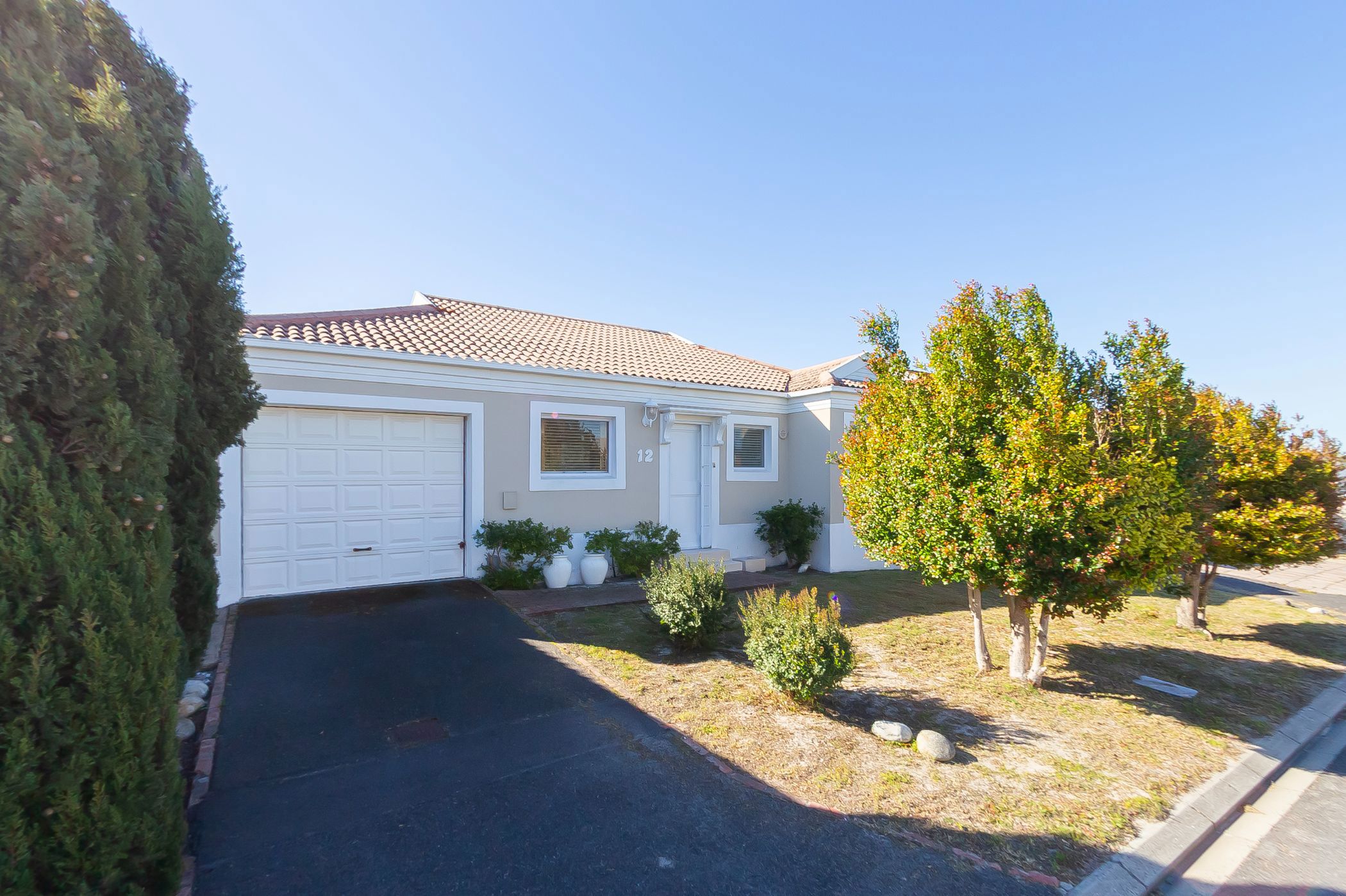 House for sale in Blouberg Sands - 1TV1750512