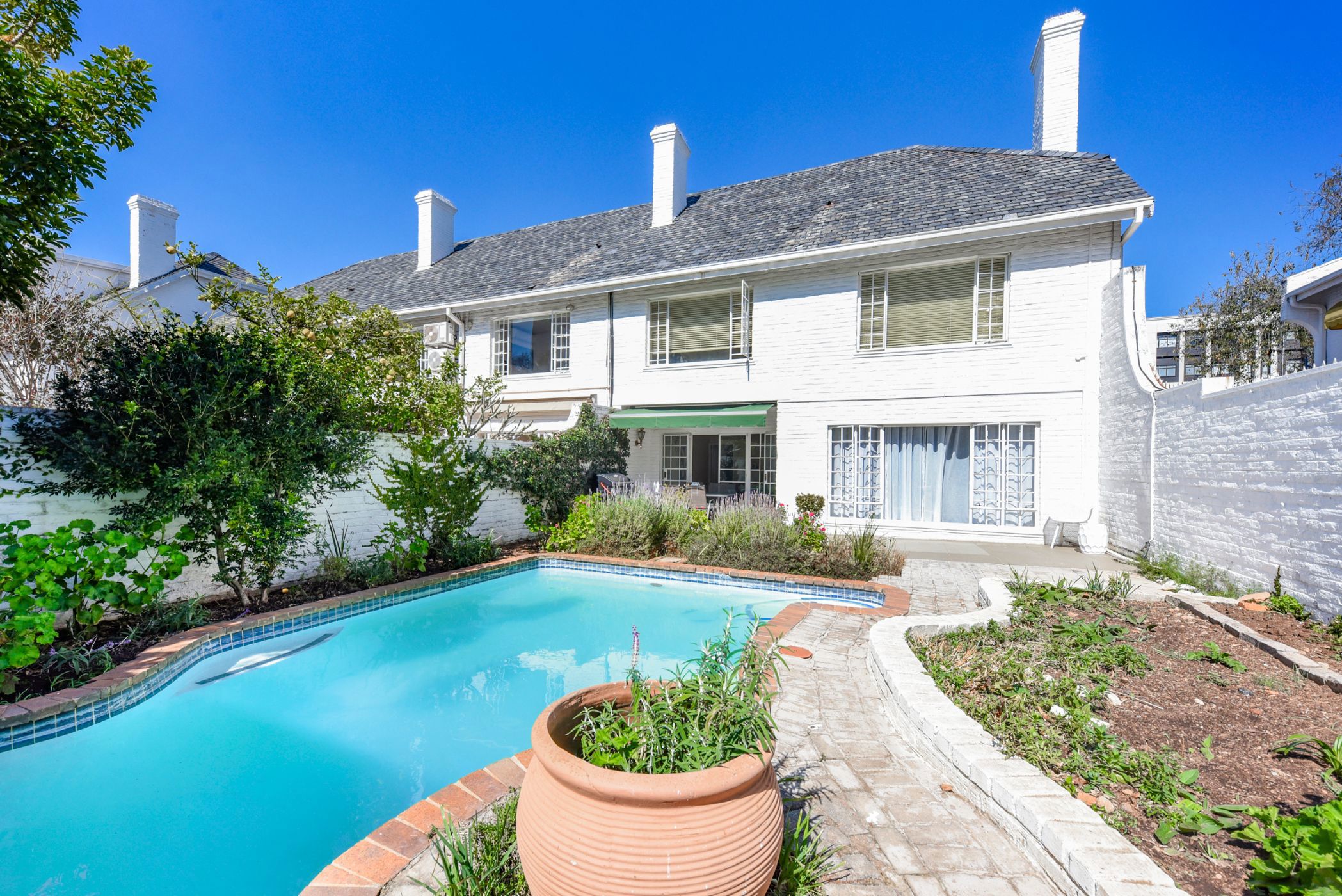 Townhouse for sale in Sandown, Sandton - HP1749262