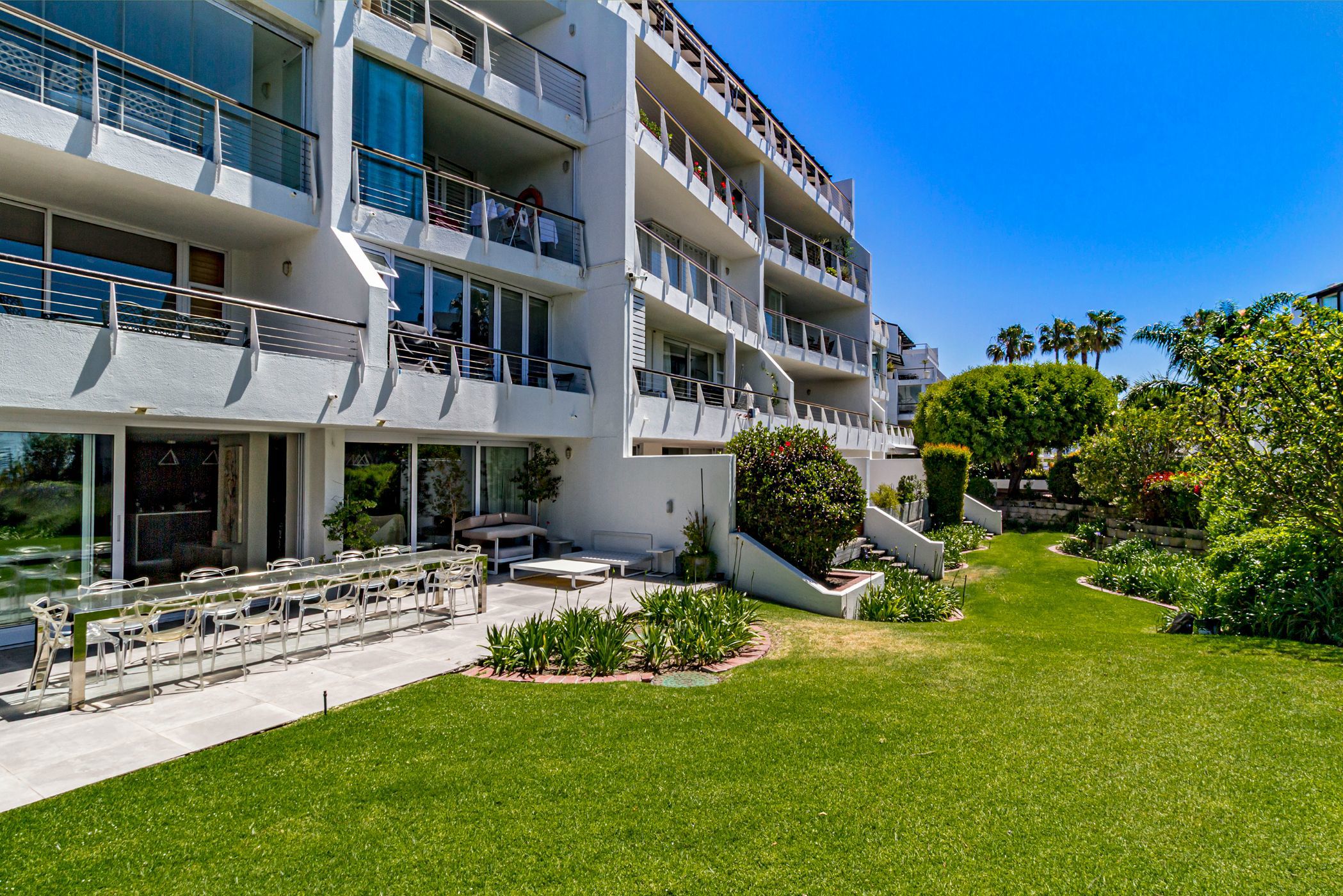 Apartment for sale in Mouille Point - AS1728309