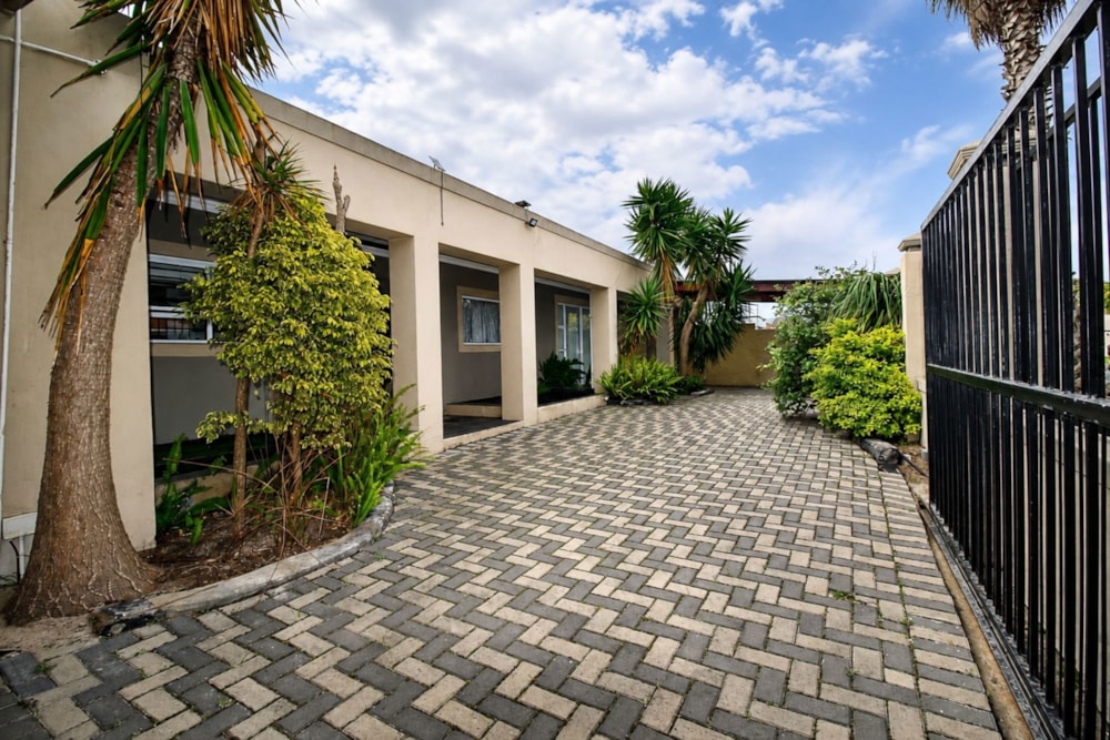 House for sale in Edgemead - 1PLA1747901