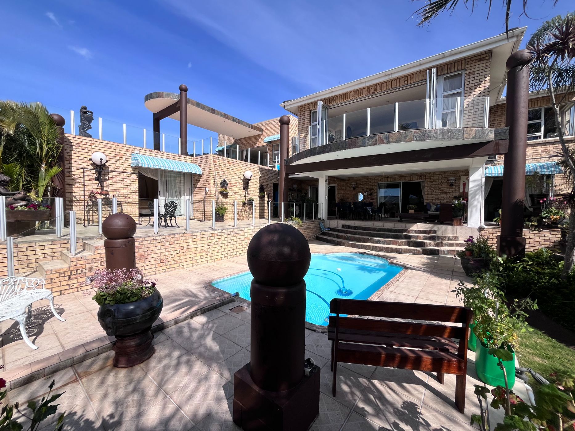 Double-storey house for sale in Wave Crest - 1JF1652368