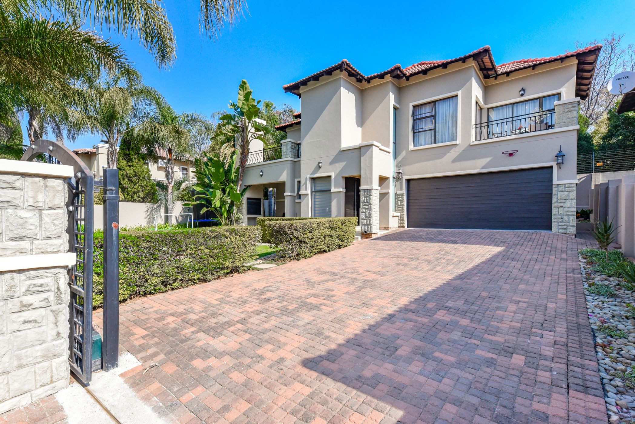 Double-storey cluster for sale in Beverley - FW1748334