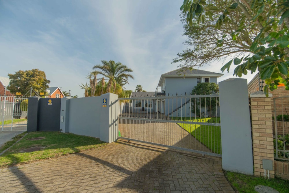 House for sale in Summerstrand - 1PLZ1750766 House for sale in Summerstrand - 1PLZ1750766