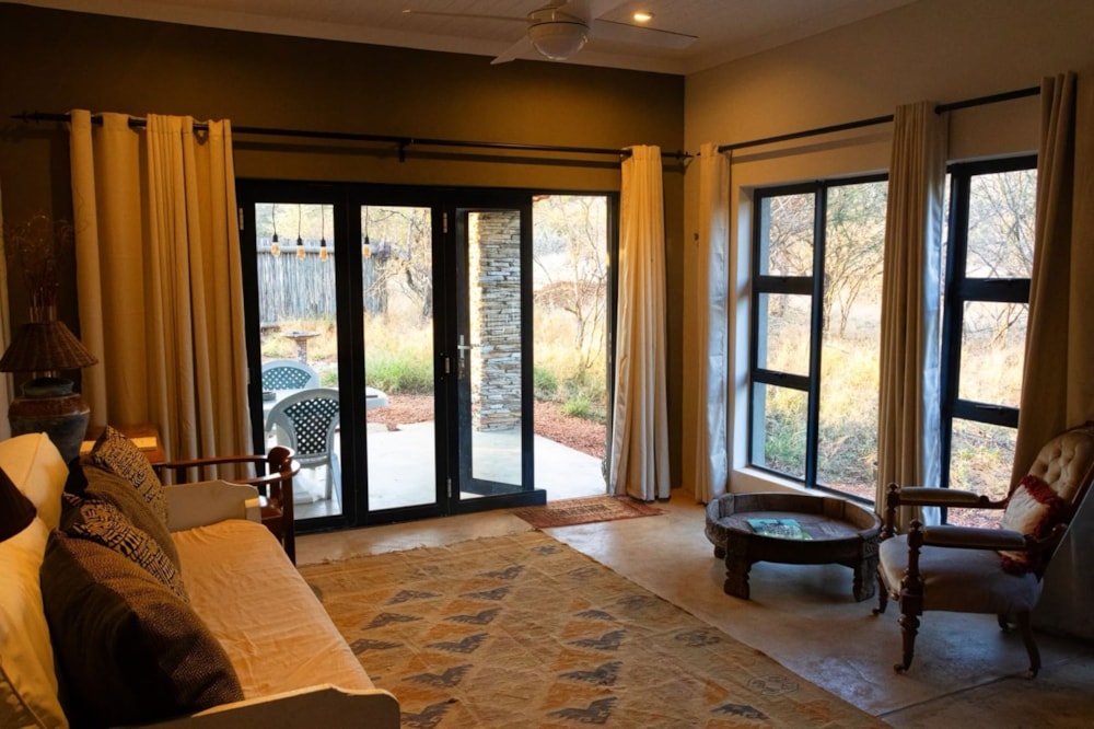 Bachelor apartment to rent in Hoedspruit Wildlife Estate - 1HS1749615