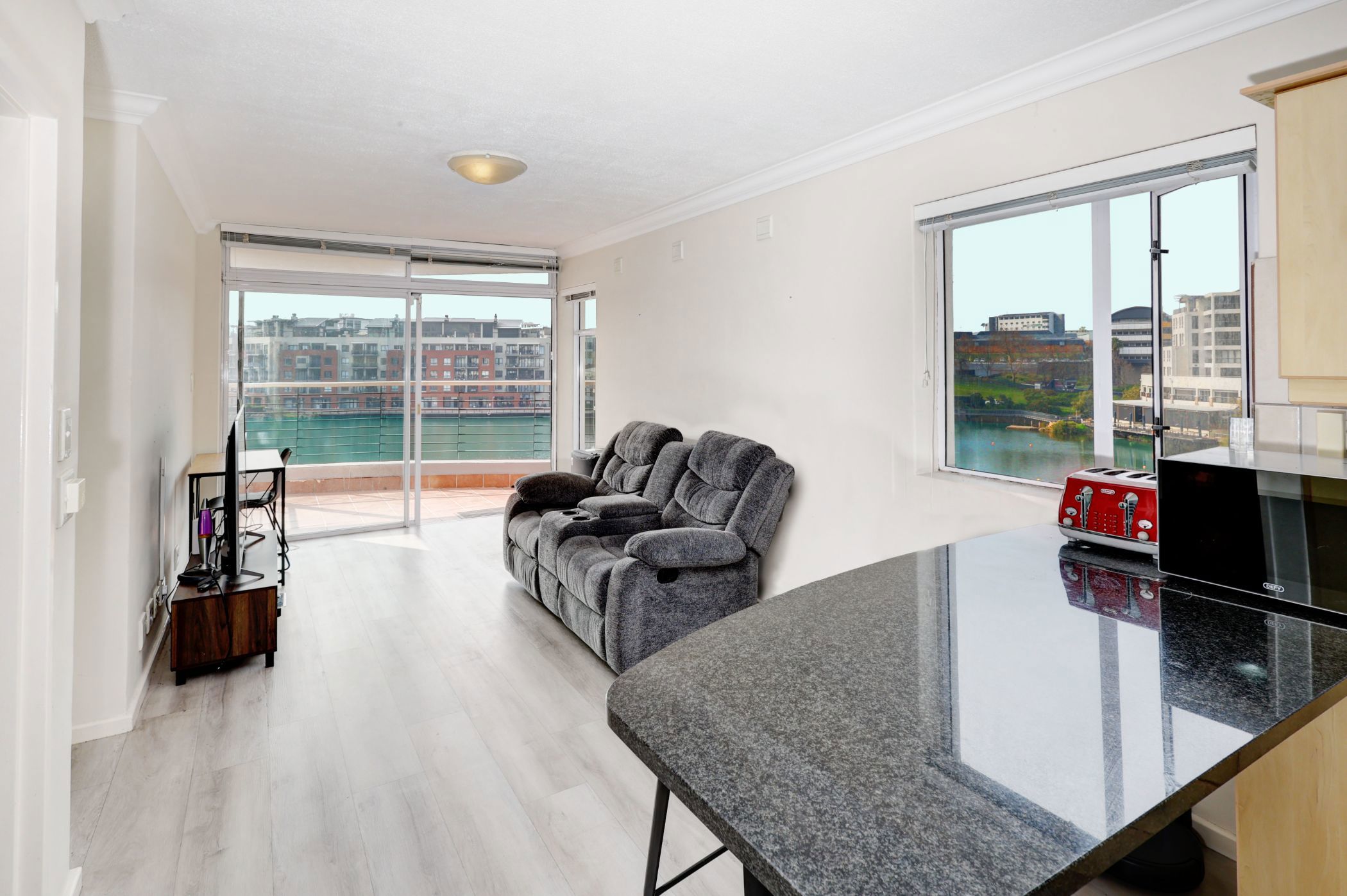Apartment for sale in Tygervalley Waterfront - DBV1747816