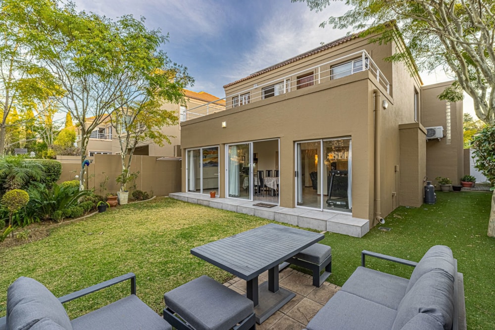 Cluster for sale in River Club, Sandton - HP1750175