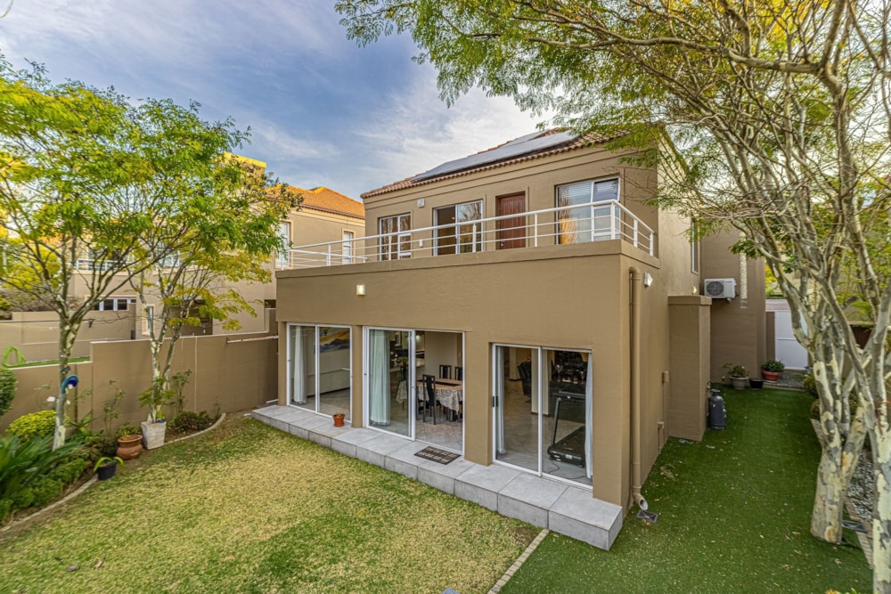 Cluster for sale in River Club, Sandton - HP1750175