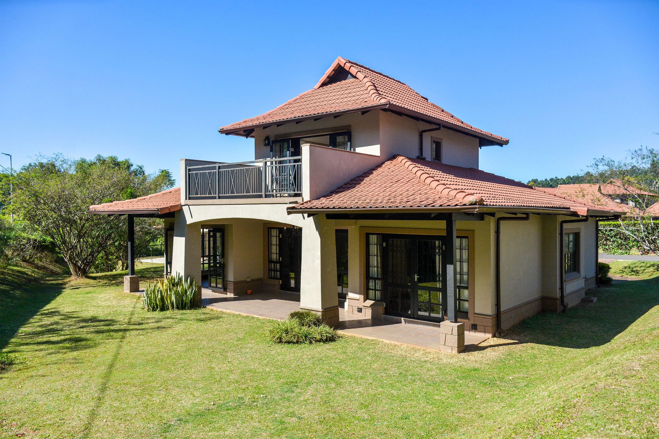 Townhouse for sale in Montrose - 1PM1750211