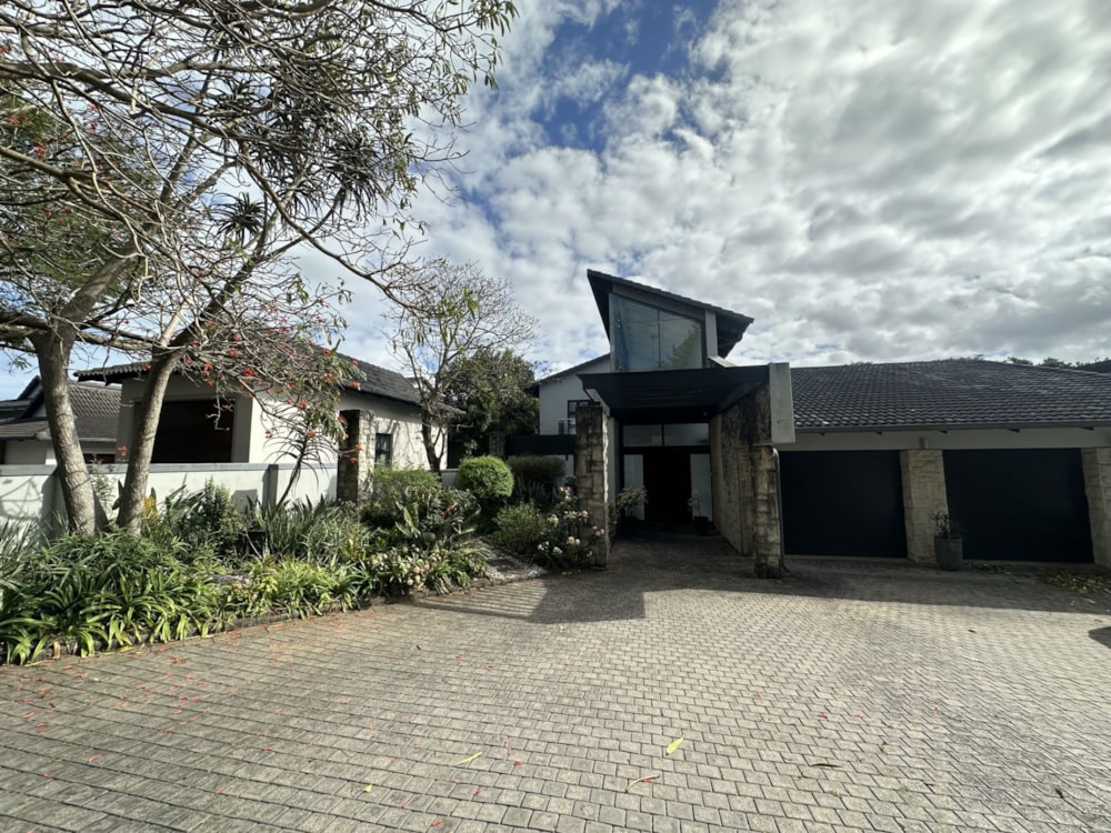 Golf estate house for sale in Meer en See - 1RY1746909 Golf estate house for sale in Meer en See - 1RY1746909