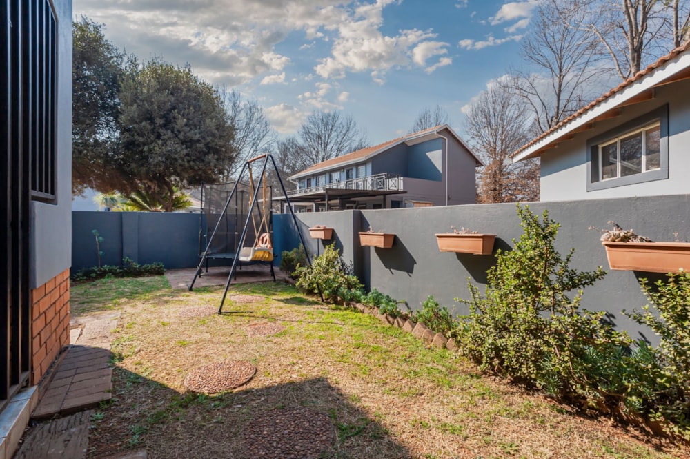 Townhouse for sale in Brenthurst - 1BJ1747902